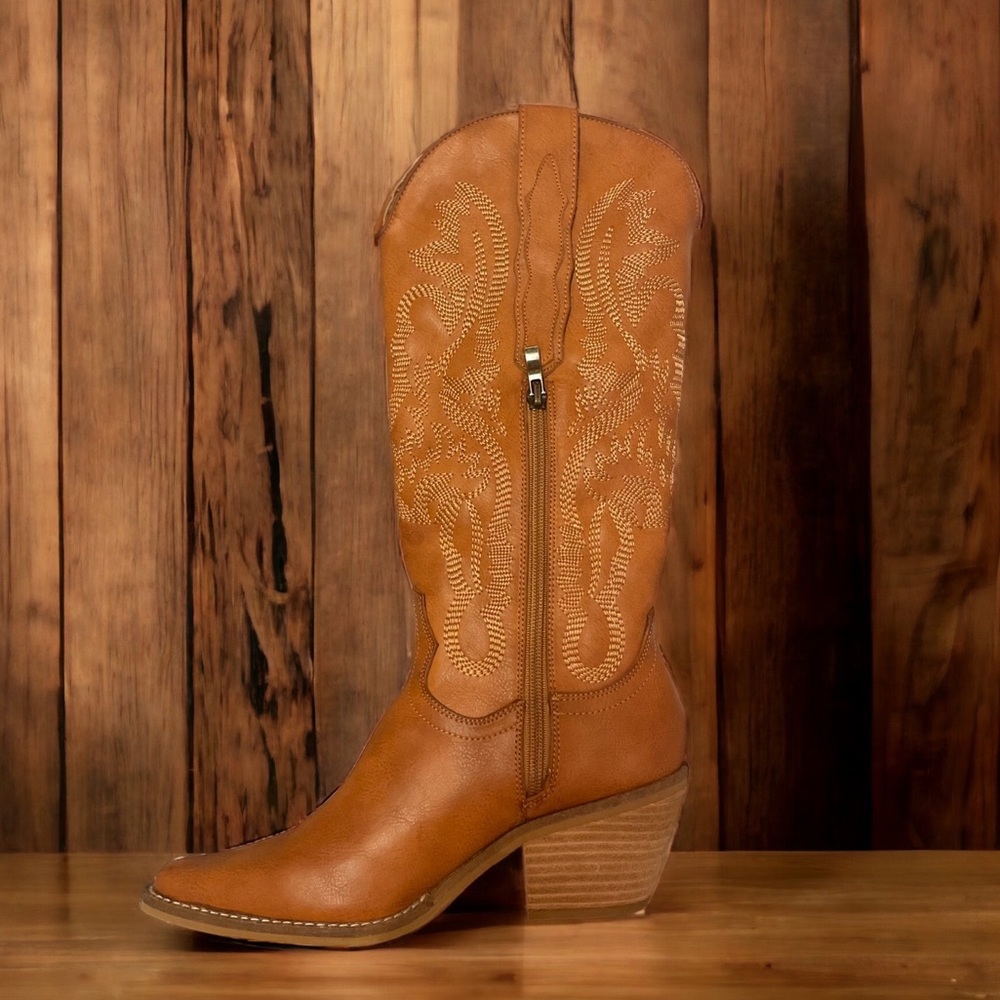 Size 11 Beast Fashion Camel Faux Suede Embroidered Tall Western Cowboy Boot - Picture 6 of 6